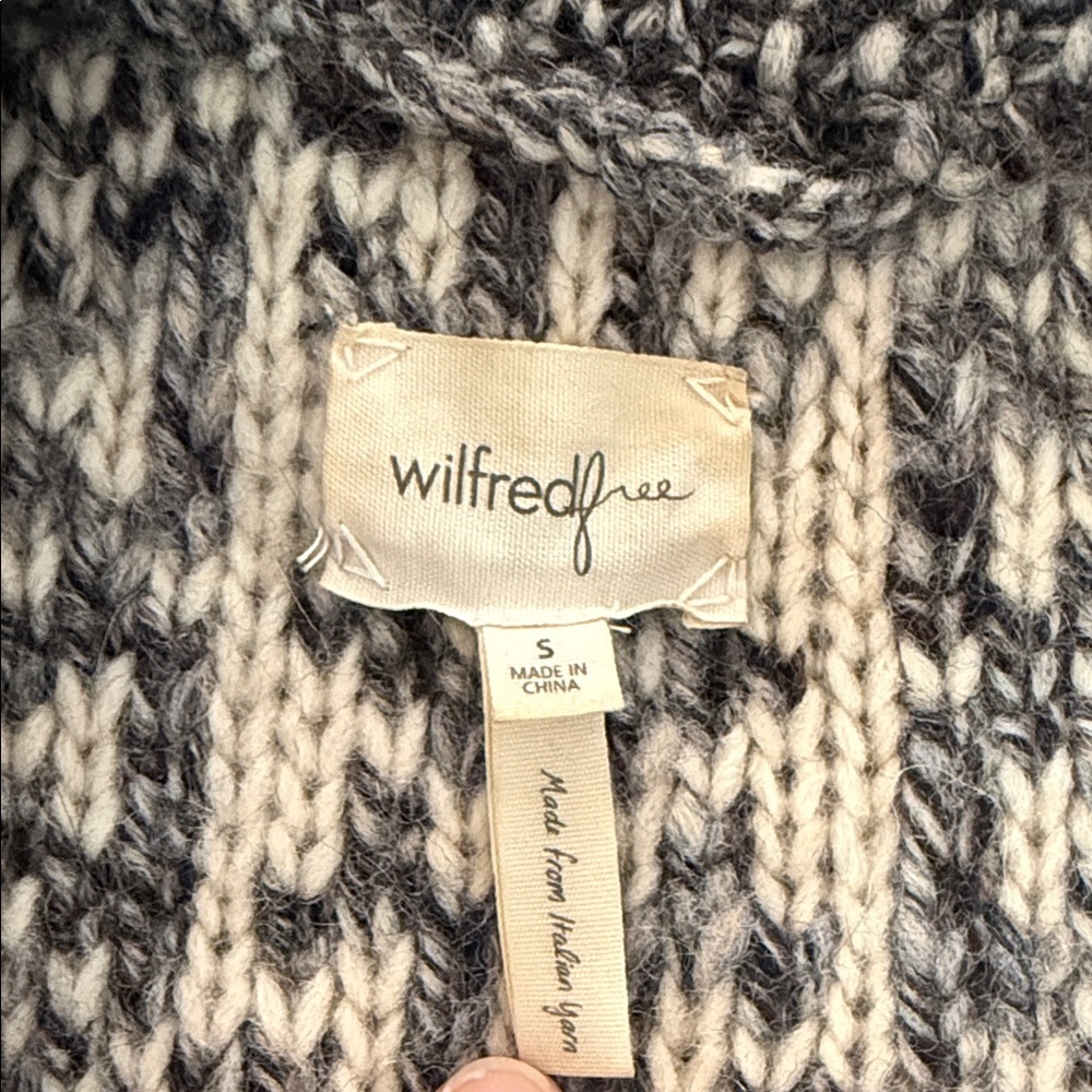 Wilfred Black and Cream Knit Sweater